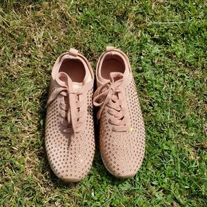Stylish Pink and Sparkly Kenneth Cole Reaction Rhinestone Lace-Up Sneakers